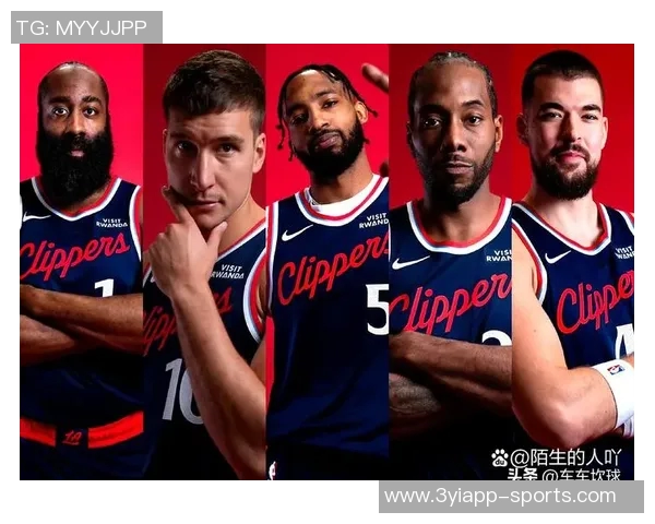 快船与绿军首发对决小卡携连胜阵容迎战杰伦布朗与祖巴茨复出替补阵容